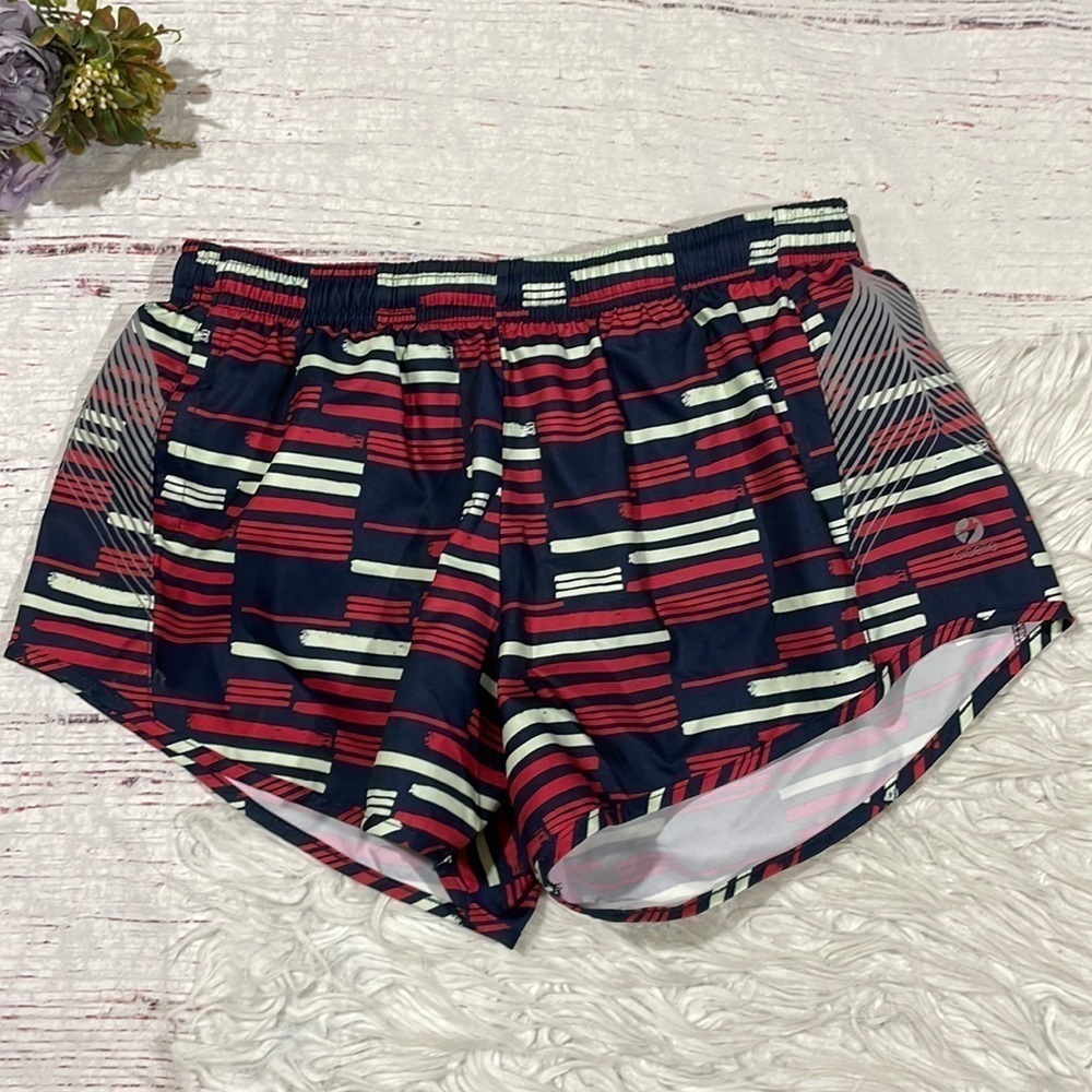 Oiselle Geometric Patterned Reflective Running High Rise Shorts